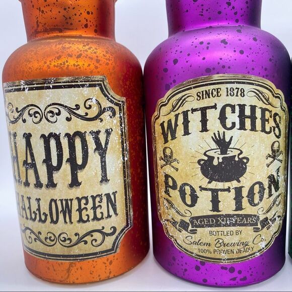 Halloween Collectible Decorative Glass Potion Bottles Set Of 4 NEW - Picture 7 of 9